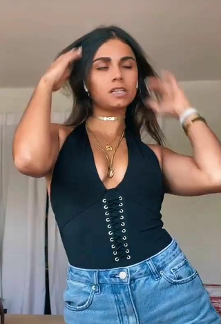 3. Sexy Manu Barrios Shows Cleavage in Black Top