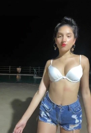 2. Cute Mariam Obregón Shows Cleavage in White Bikini Top