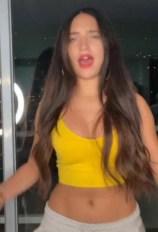 4. Sweetie Mariam Obregón Shows Cleavage in Yellow Crop Top