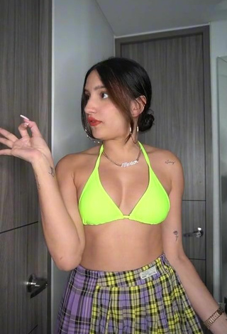 4. Sexy Mariam Obregón Shows Cleavage in Bikini Top