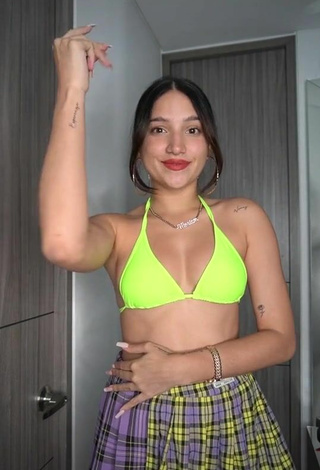 6. Sexy Mariam Obregón Shows Cleavage in Bikini Top