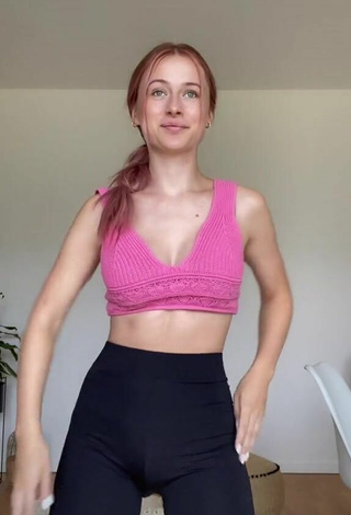 2. Hottie Marie-Sophie Shows Cleavage in Pink Crop Top and Bouncing Breasts