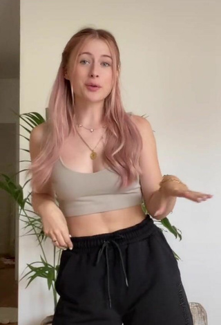 Beautiful Marie-Sophie Shows Cleavage in Sexy Grey Crop Top