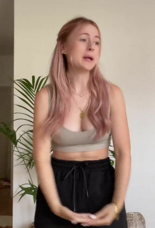 6. Beautiful Marie-Sophie Shows Cleavage in Sexy Grey Crop Top