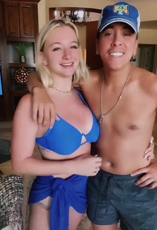 3. Sexy Mollee Gray Shows Cleavage in Blue Bikini Top