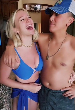 5. Sexy Mollee Gray Shows Cleavage in Blue Bikini Top