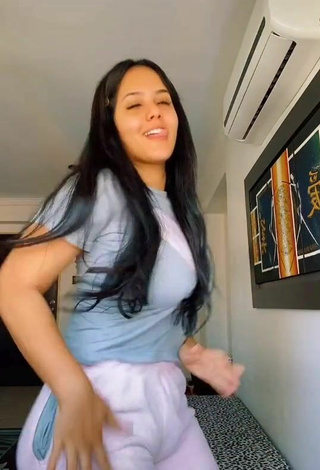 2. Cute Nicole Diaz Shows Butt