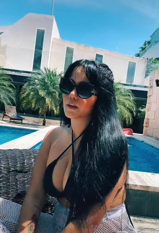 2. Hot Nicole Diaz Shows Cleavage in Black Bikini Top