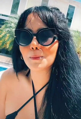 3. Hot Nicole Diaz Shows Cleavage in Black Bikini Top