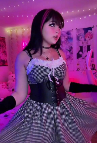 Cute Kylie Shows Cosplay