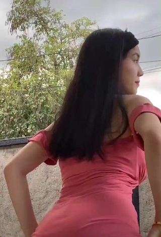 6. Sexy Charisse Galang in Dress while Twerking