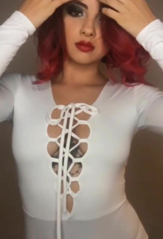 5. Sexy Paulina Usuga Shows Cleavage in White Bodysuit