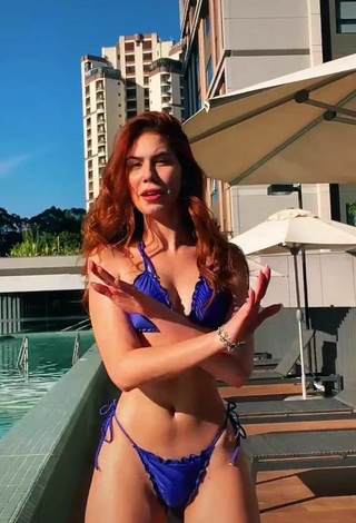 6. Beautiful Priscila Caliari Shows Cleavage in Sexy Blue Bikini