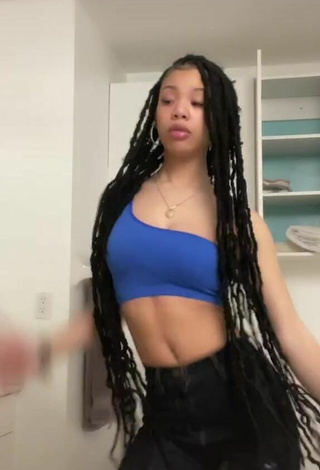 3. Sexy Princess Misty Shows Cleavage in Blue Crop Top