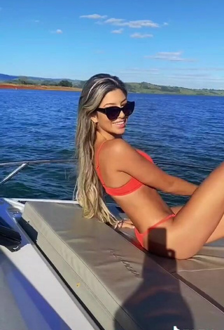 6. Hot Raffaela Souza Shows Butt on a Boat