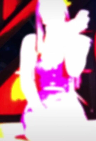 5. Beautiful Rashel Kolaneci Shows Cleavage in Sexy Pink Dress