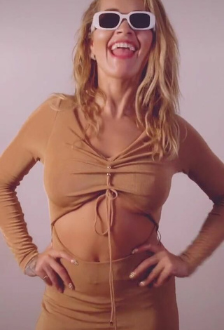 2. Sexy Rita Ora Shows Nipples