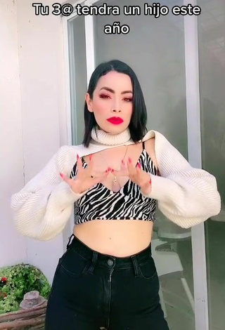 2. Hot Soy Maryorit Shows Cleavage in Zebra Crop Top