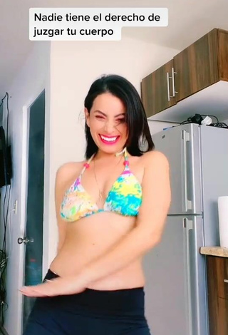 5. Sexy Soy Maryorit Shows Cleavage in Bikini Top