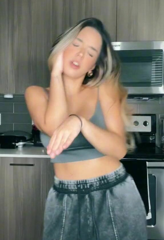 2. Beautiful Susana Torres Shows Cleavage in Sexy Grey Crop Top and Bouncing Boobs