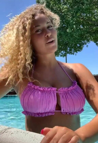 Beautiful Tiffany Jeffcoat Shows Cleavage in Sexy Violet Bikini Top at the Swimming Pool