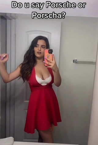 3. Sexy Victoria Vida Shows Cleavage in Red Dress