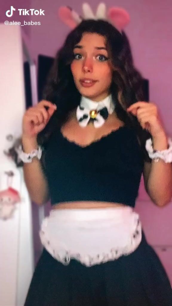 Sweetie Alejandra Olivera Shows Cosplay sexyfilter