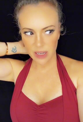 Alyssa Milano (@alyssa_milano) - Nude and Sexy Videos on TikTok