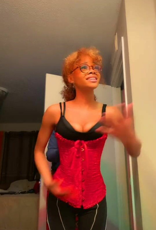 Sexy Challan Dang Shows Cleavage in Red Corset