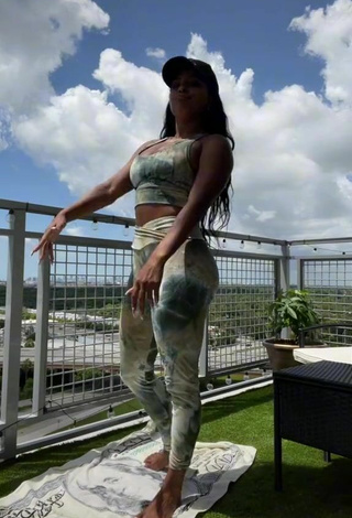 4. Sexy Candice Shows Butt on the Balcony
