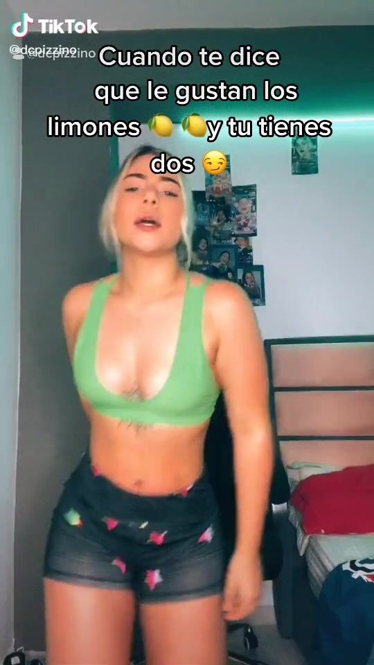 Chantall Pizzino Looks Attractive in Green Crop Top | sexyfilter.com