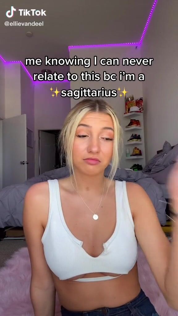 Hot Ellie Vandeel Shows Cleavage in Black Crop Top | sexyfilter.com