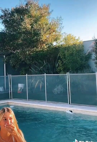 5. Really Cute Emiestoco Shows Cleavage in Bikini at the Pool