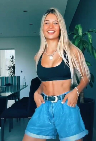 1. Really Cute Emiestoco Shows Cleavage in Black Crop Top and Bouncing Boobs