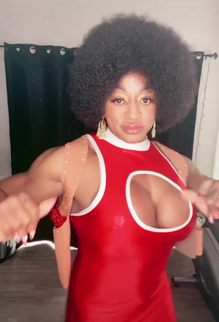 Hot Monique Jones Shows Cleavage in Dress
