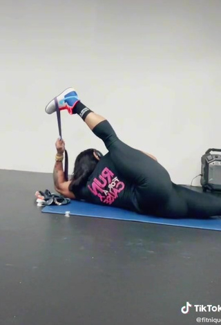 4. Sexy Monique Jones in Black Leggings while doing Fitness Exercises