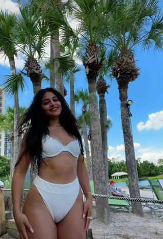 3. Hot Gabriela Bandy Shows Cleavage in White Bikini
