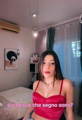 Beautiful Giuls Shows Cleavage in Sexy Red Crop Top