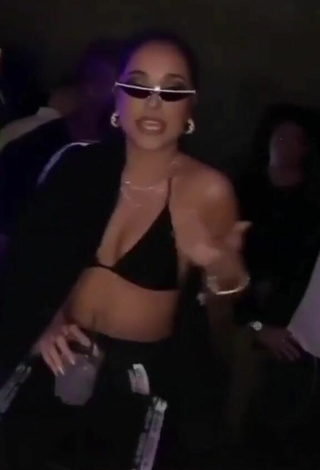 6. Sexy Beckyg Shows Cleavage in Black Bikini Top