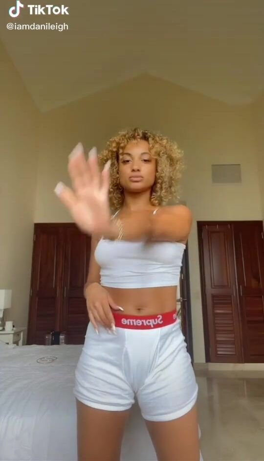 Sexy Danileigh Shows Nipples Sexyfilter Com