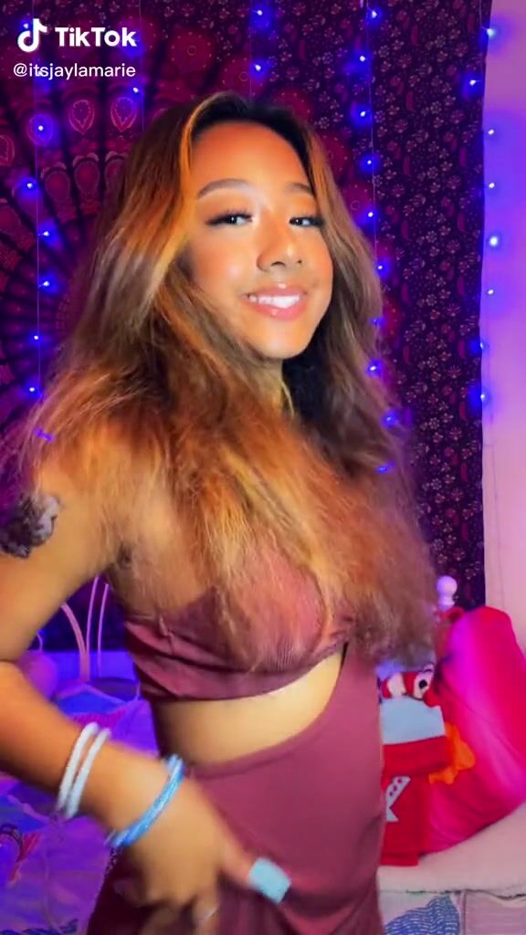 Hot Jayla Marie Shows Cleavage in Purple Dress | sexyfilter.com