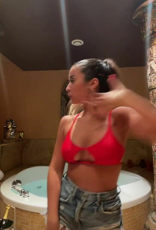 6. Erotic Laia Fidalgo Vega Shows Cleavage in Red Bikini Top