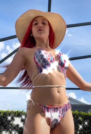 1. Hot Jennifer Garcia Shows Cleavage in Bikini