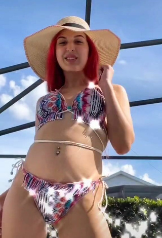 5. Hot Jennifer Garcia Shows Cleavage in Bikini