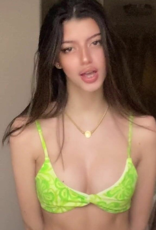 6. Sexy Julia Turati Shows Cleavage in Floral Bikini Top