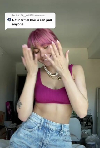 4. Sexy Kaylie Altman Shows Cleavage in Purple Crop Top