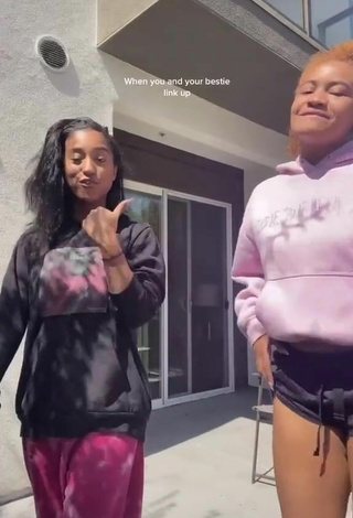 2. Hottie Kyla Imani Shows Cleavage in Crop Top and Bouncing Tits