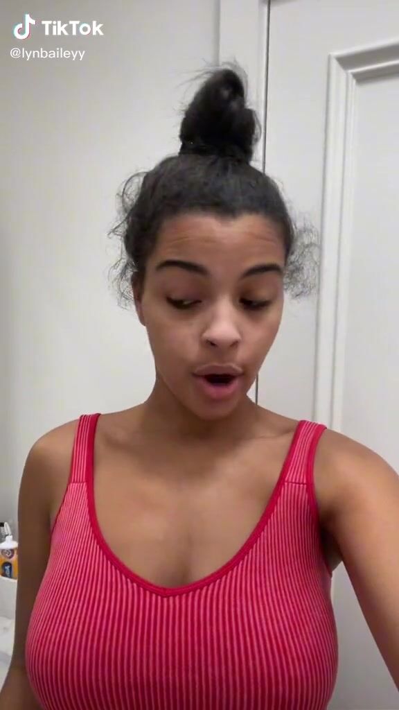 Sexy Lynn Bailey Shows Nipples No Brassiere | sexyfilter.com