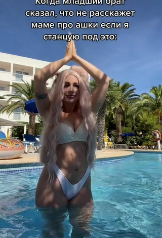 5. Cute Makeeva Shows Cleavage in White Bikini at the Swimming Pool