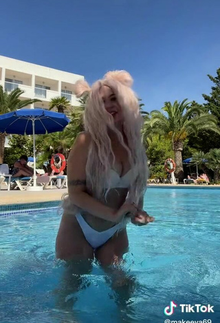6. Hot Makeeva Shows Cleavage in White Bikini at the Pool